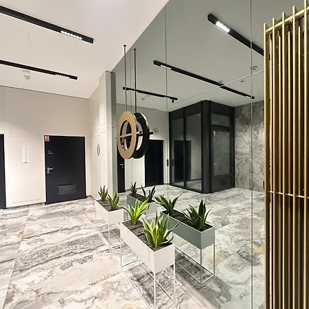 Doki Living By Q4apartments Parking & Foodhall *