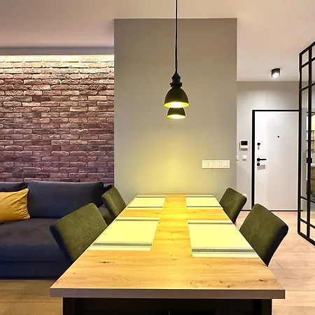 Doki Living By Q4apartments Parking & Foodhall Apartman Gdańsk