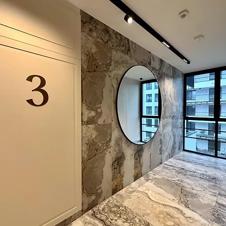Doki Living By Q4apartments Parking & Foodhall Danzig