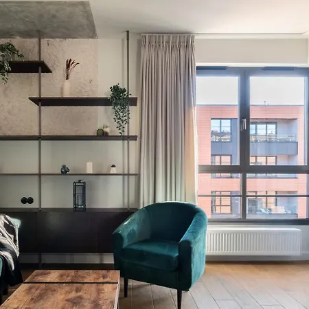 Doki Living By Q4apartments Parking & Foodhall * Gdańsk