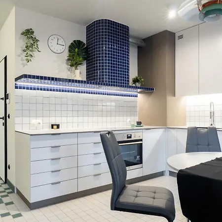 Doki Living By Q4apartments Parking & Foodhall Apartman