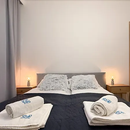 Doki Living By Q4apartments Parking & Foodhall