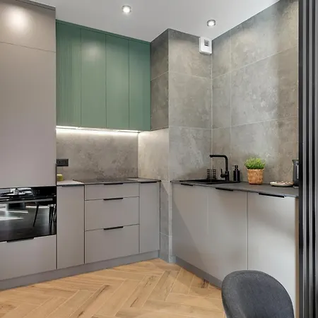 Doki Living By Q4apartments Parking & Foodhall * Gdaňsk