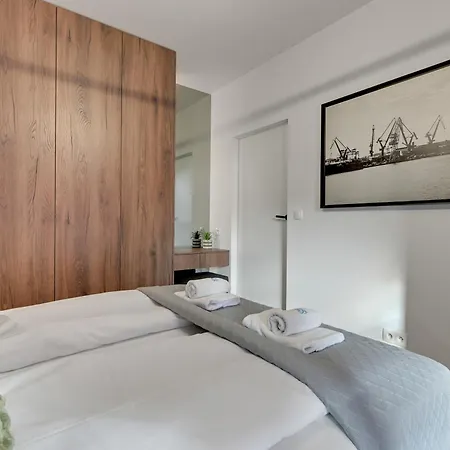 Doki Living By Q4apartments Parking & Foodhall Apartment