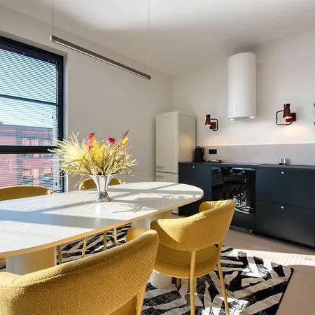 Doki Living By Q4apartments Parking & Foodhall Apartment Danzig