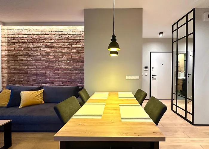 Doki Living By Q4apartments Parking & Foodhall דירה גדנסק