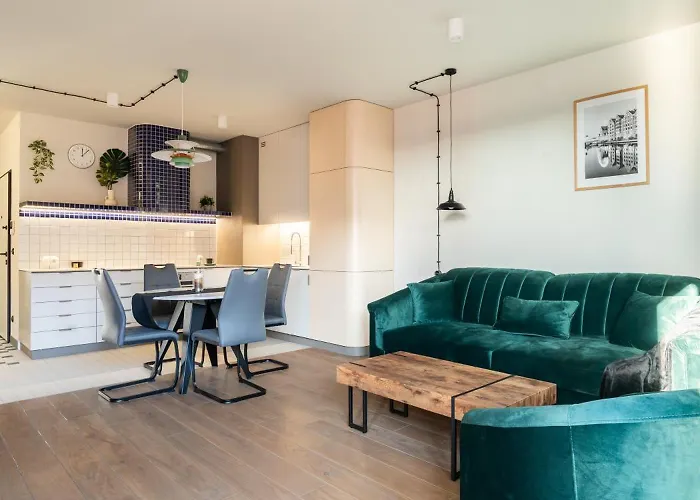 Doki Living By Q4apartments Parking & Foodhall Apartment Gdansk