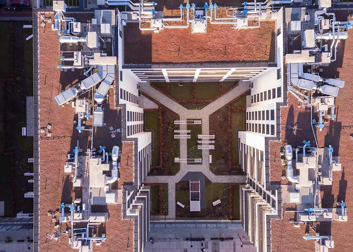 Doki Living By Q4apartments Parking & Foodhall דירה גדנסק