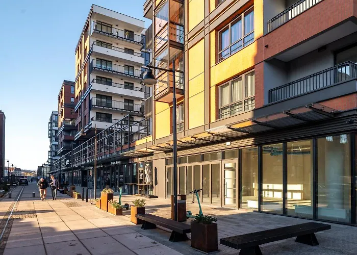 Doki Living By Q4apartments Parking & Foodhall Apartment