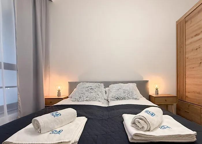 Doki Living By Q4apartments Parking & Foodhall