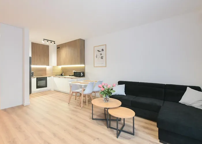 Doki Living By Q4apartments Parking & Foodhall דירה גדנסק