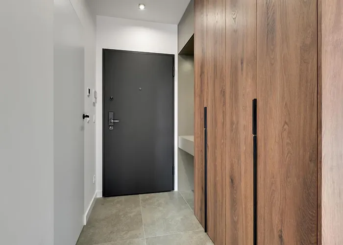 Apartment Doki Living By Q4apartments Parking & Foodhall Gdansk