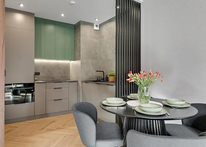 Doki Living By Q4apartments Parking & Foodhall Apartment