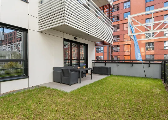 Doki Living By Q4apartments Parking & Foodhall Apartment Gdansk