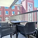 Daire Doki Living By Q4apartments Parking & Foodhall Gdansk