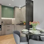 Doki Living By Q4apartments Parking & Foodhall Daire