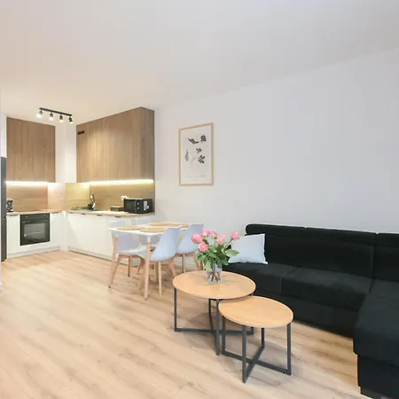 Doki Living By Q4apartments Parking & Foodhall Appartamento Danzica