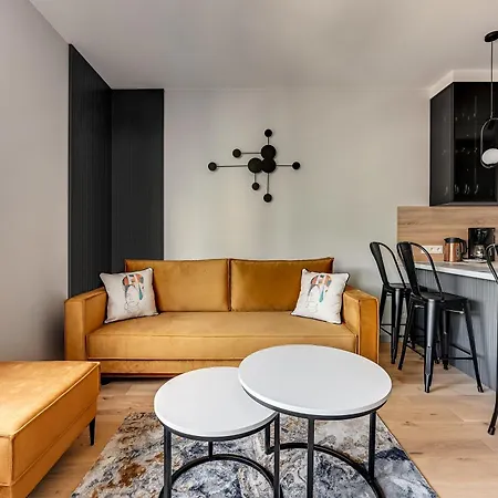 Doki Living By Q4apartments Parking & Foodhall Daire
